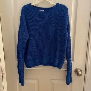 So. (Kohl’s) Long sleeve blue sweater size xs